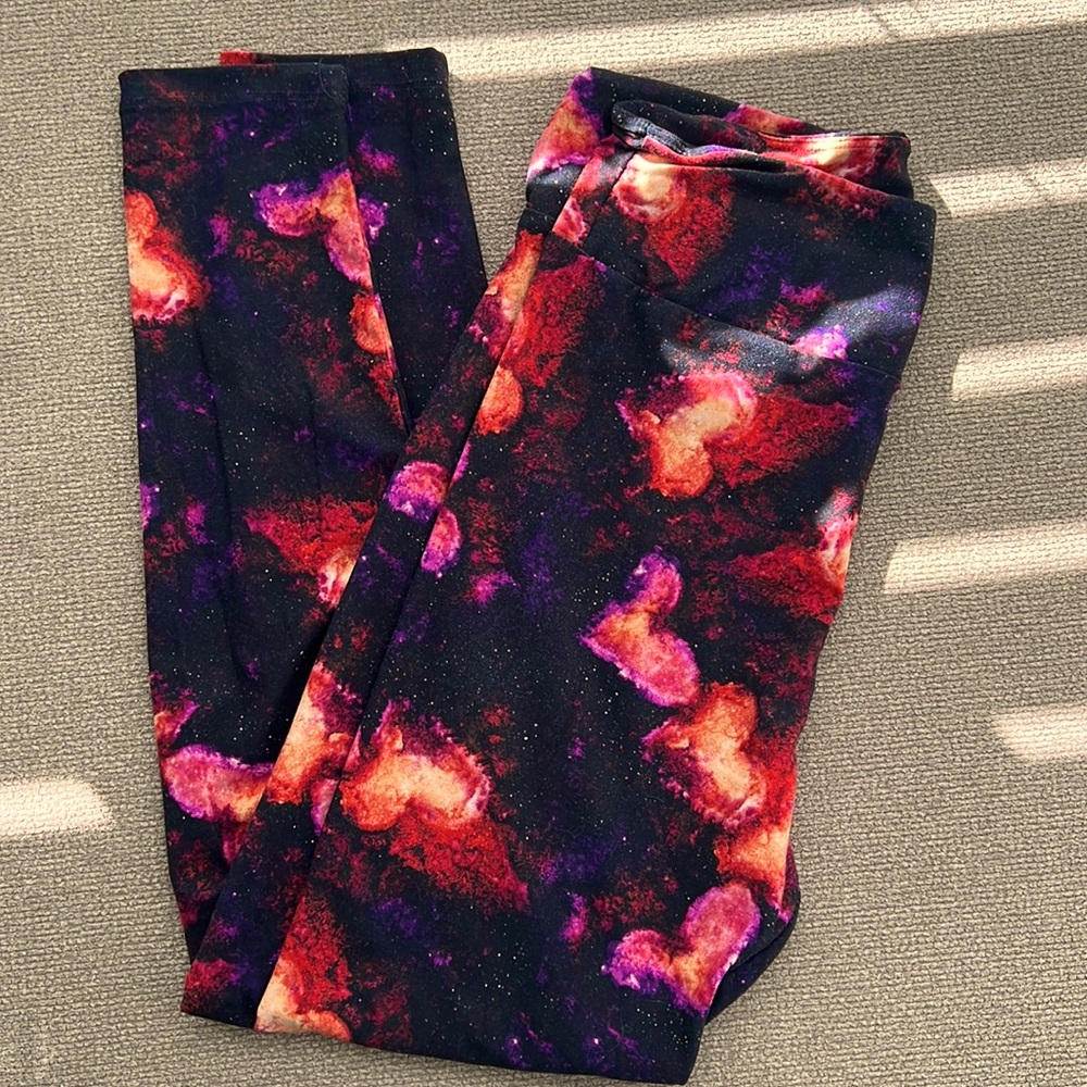 LulaRoe leggings galaxy hearts, soft women’s one size. Black, pink, orange.